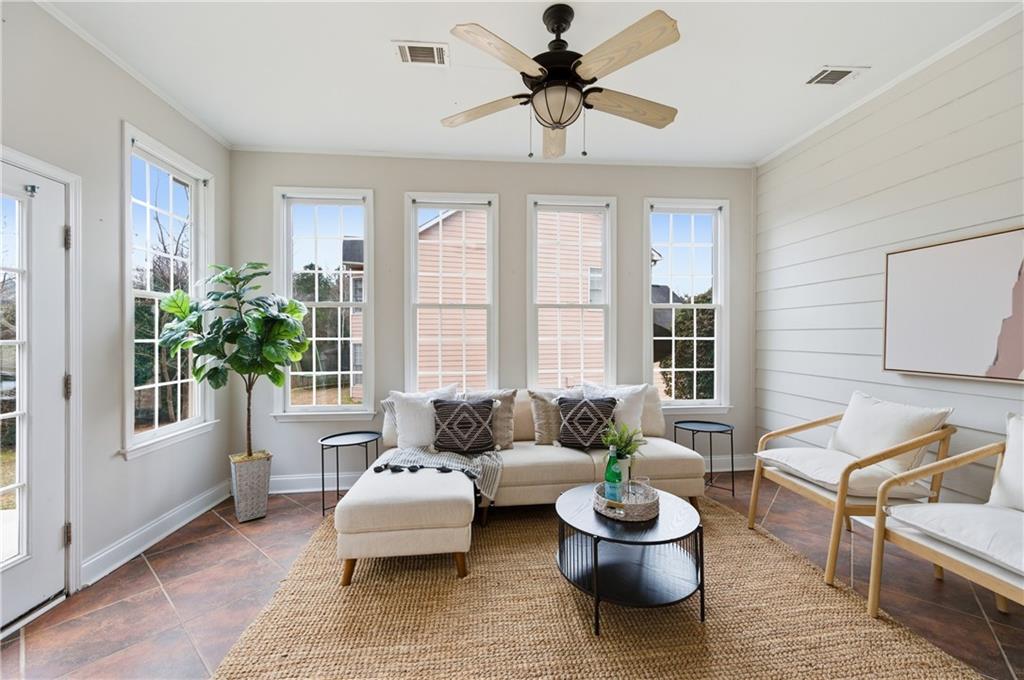 5465 Vinings Lake Way SW