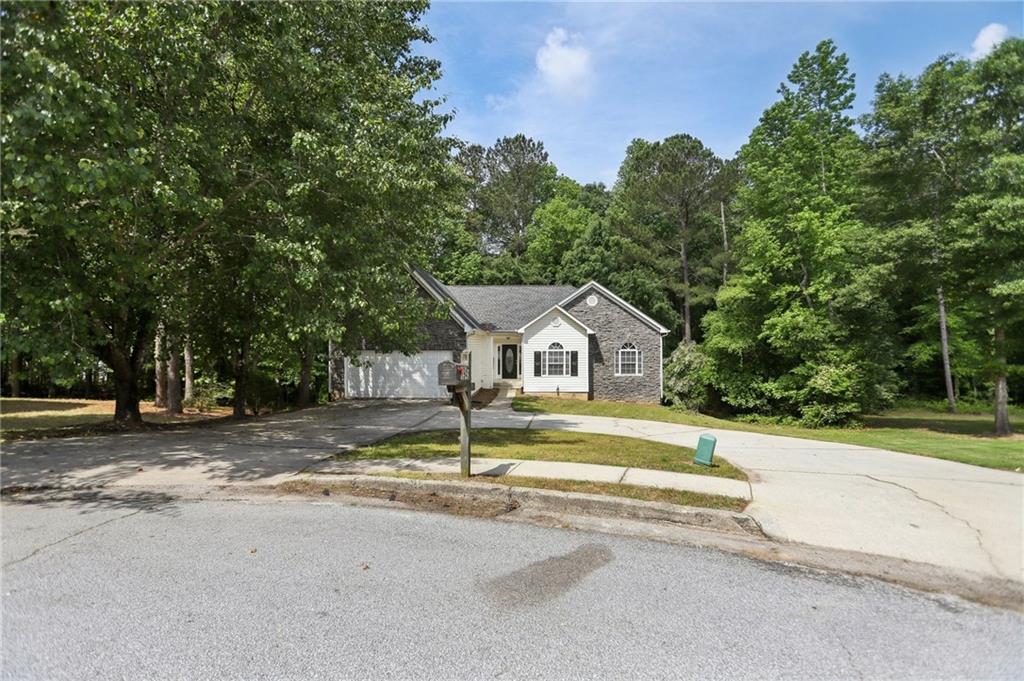 1945 Grayson Oaks Court