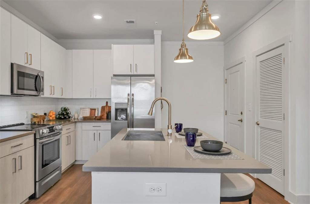 300 Prominence Point Parkway 2302