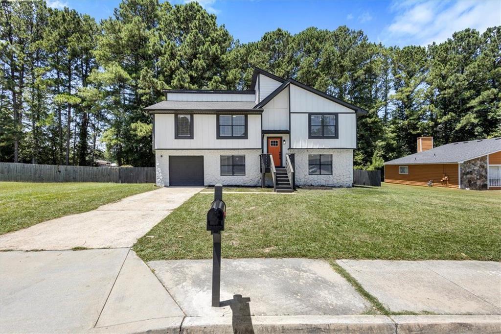 Beautifully remodeled home is ready for you! This property features 5 bedrooms and 3 full bathrooms with modern upgrades.The gourmet kitchen boasts NEW quartz countertops, stainless steel appliances, and brand-new white and Grey cabinets, creating a sleek and stylish space. Huge Private Backyard-New Roof and New HVAC. The amazing home is conveniently located near shopping, dining, and the interstate. Don't miss out on this perfect blend of comfort and convenience! Don't miss your chance to make it yours! You may be eligible to receive up to $15,000 in down payment and closing cost assistance on this property through our preferred lender, Derwin Davis at Regions Bank. Interested in seeing if you qualify for this incredible grant? Call Ola today for more information on how to get pre-approved!