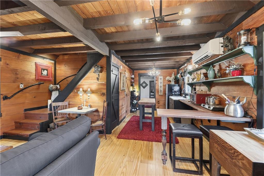 1264 Parksbrook Road