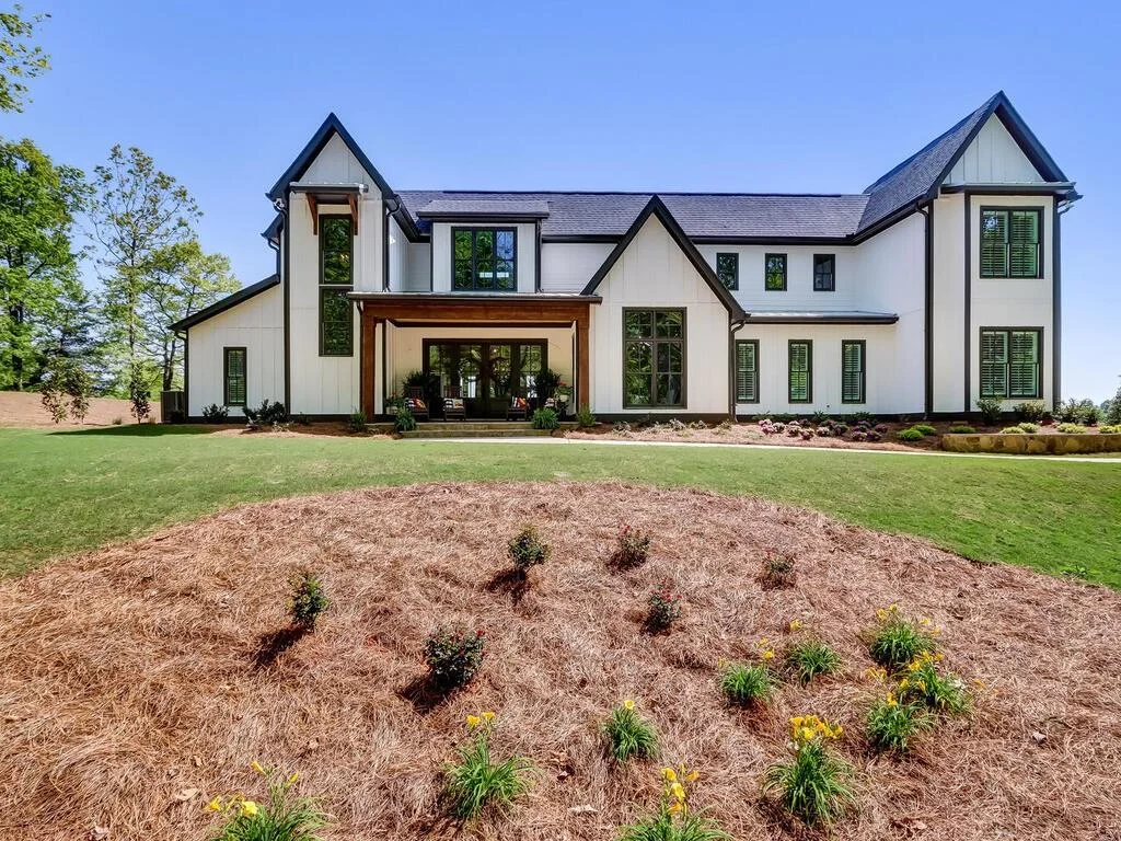 183 Barrett Circle