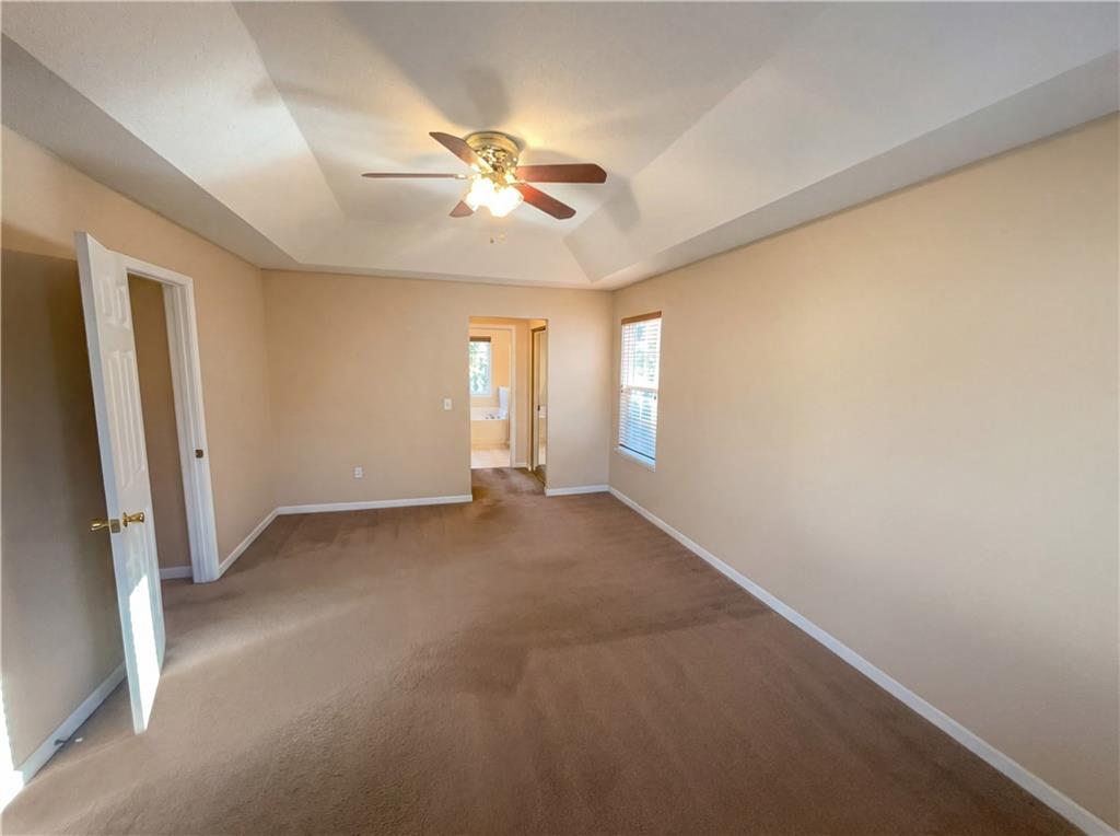 3062 Crest Ridge Circle SW