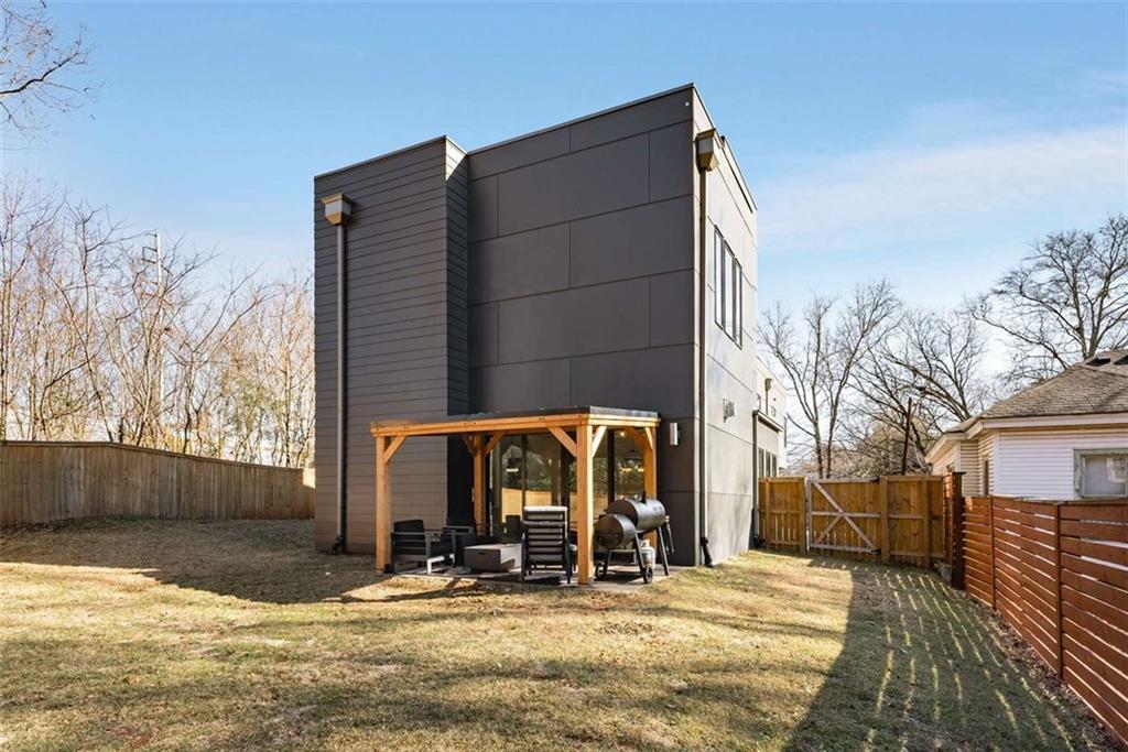 244 Locust Street #B, Atlanta, Georgia image 35