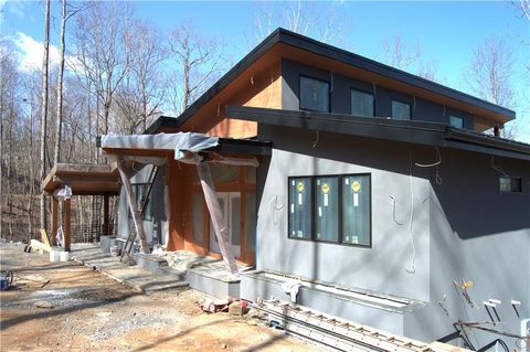 A home in Ellijay