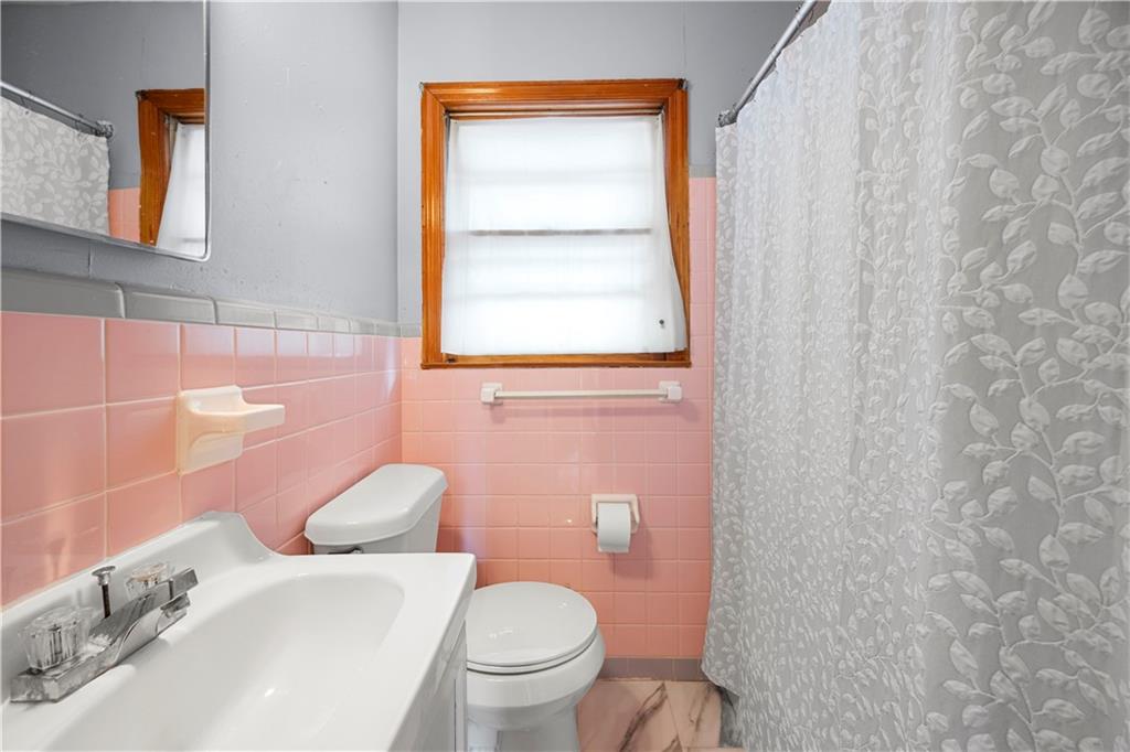 Adamsons Scarlet-Woodhave - Residential