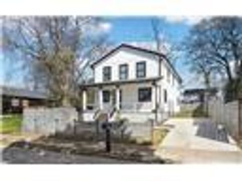 912 Ira Street SW Atlanta GA 30310