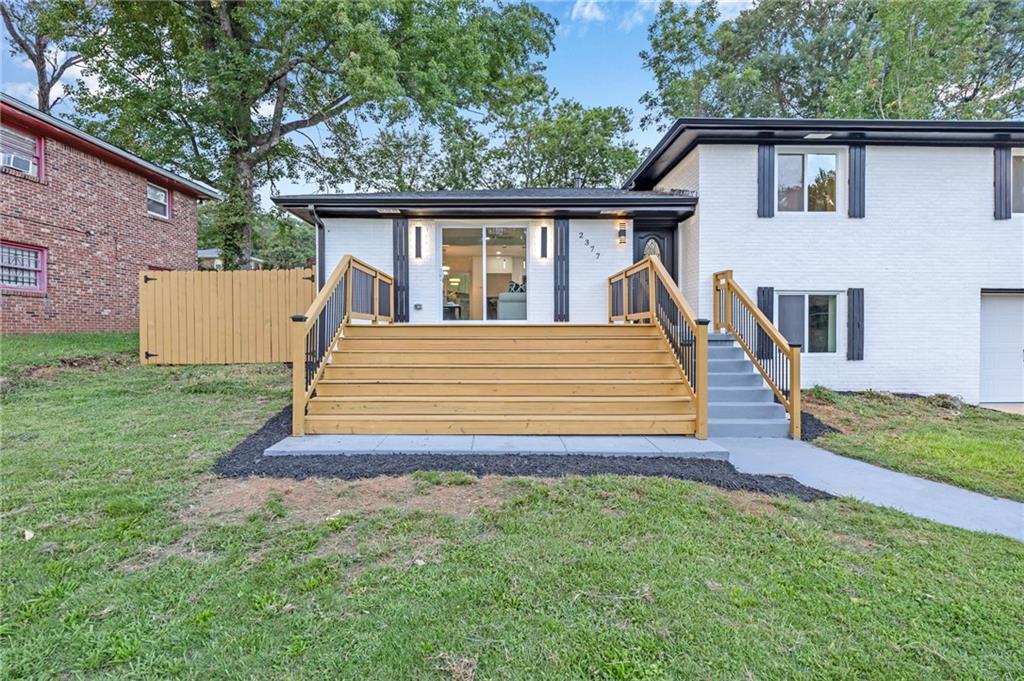 2377 Fontaine Circle