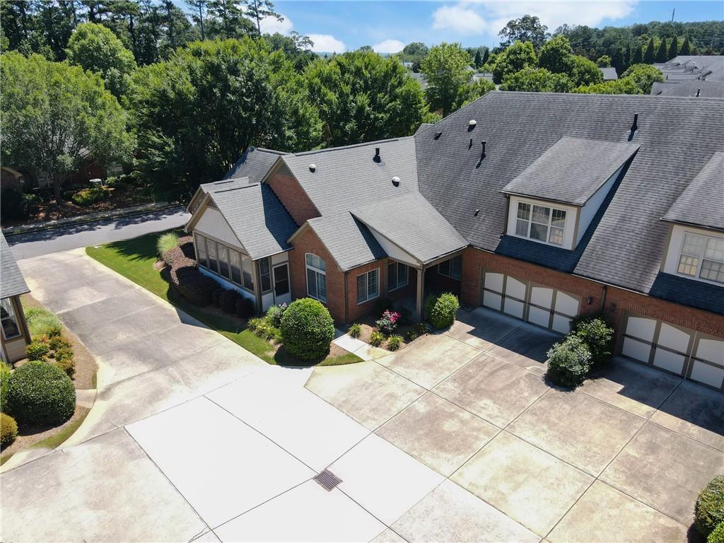 120 CHASTAIN Road 202