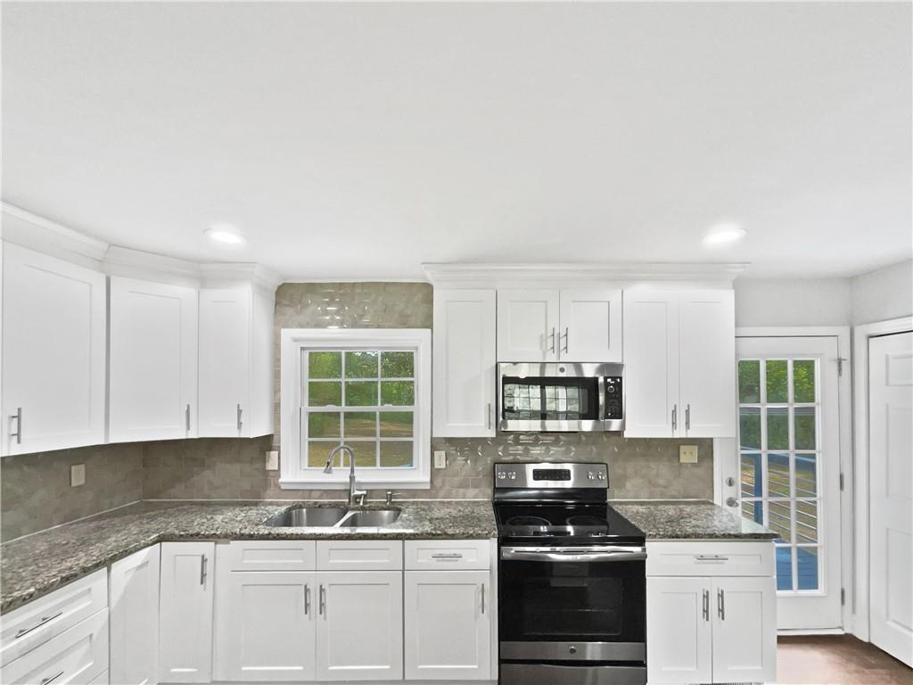 1886 Akron Drive, Atlanta, Georgia image 7