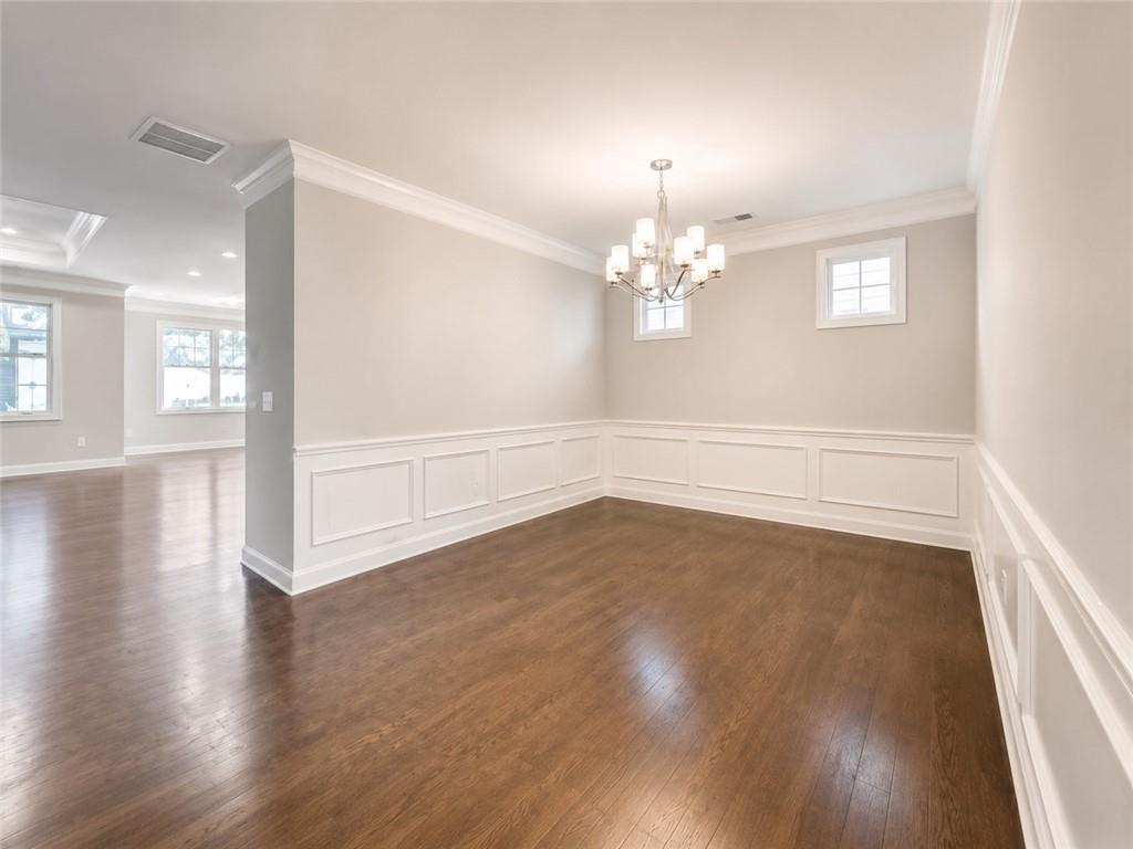 2545 Westlington Circle