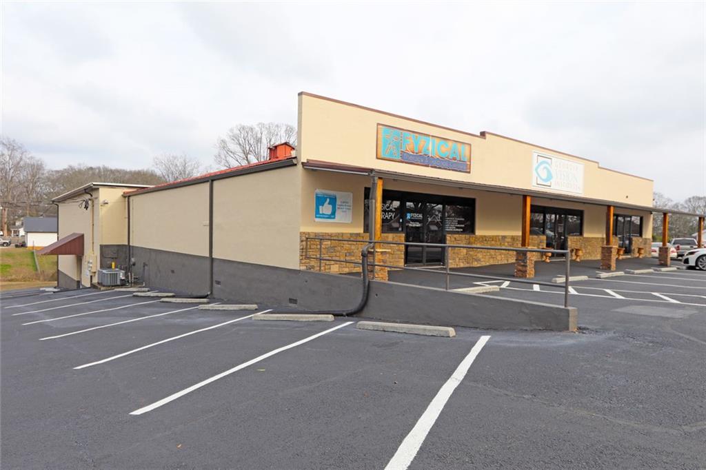 Photo 1 of 25 — 300 Alabama Avenue E, Bremen, GA 30110
