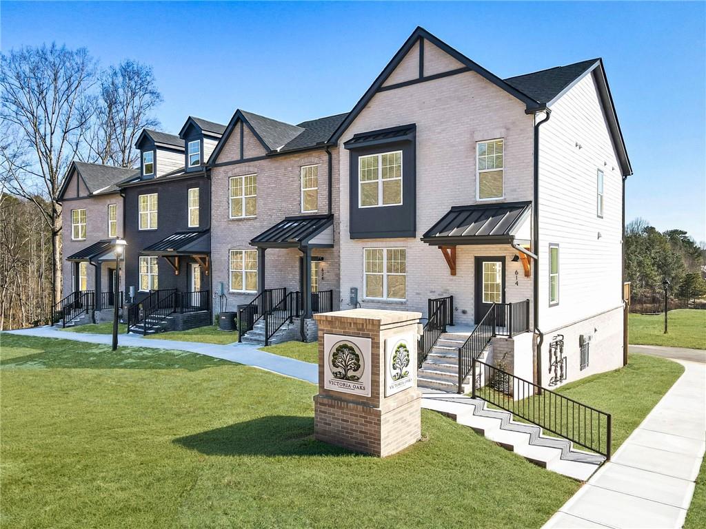 634 Oakleaf Grove Lane