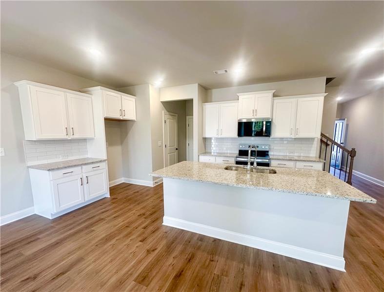 2407 Malster Lane, Lawrenceville, Georgia image 4