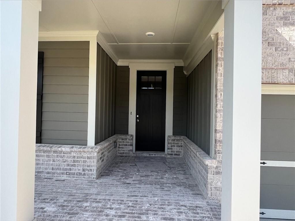 305 Willow Cove