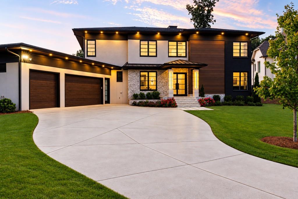714 Bass Way
