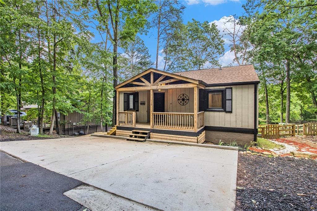110 Fairway Oaks