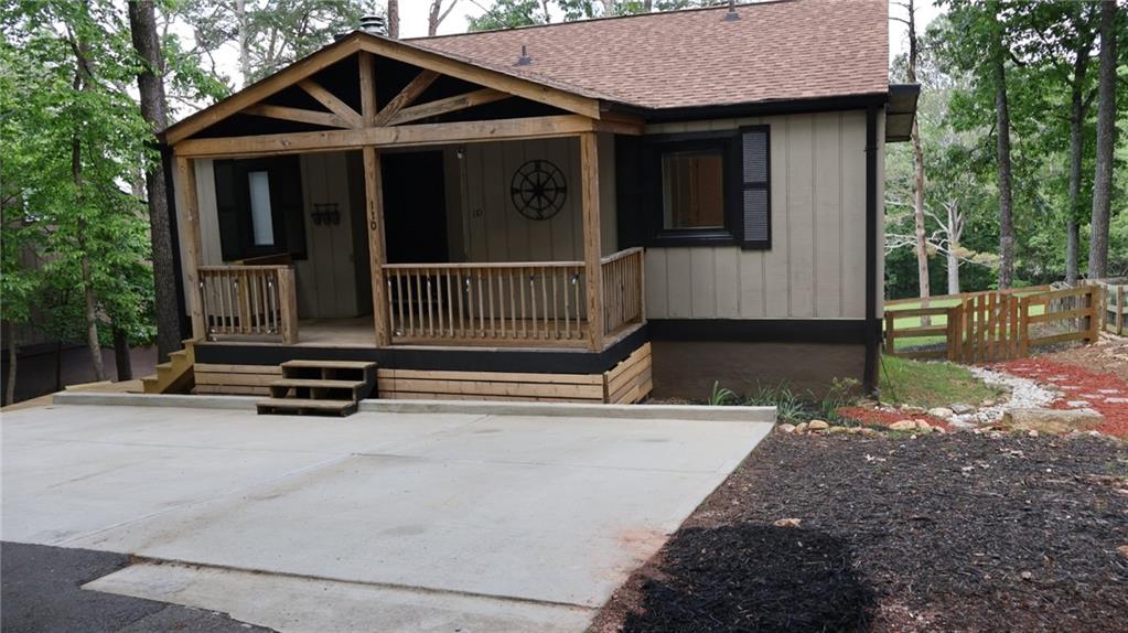 110 Fairway Oaks