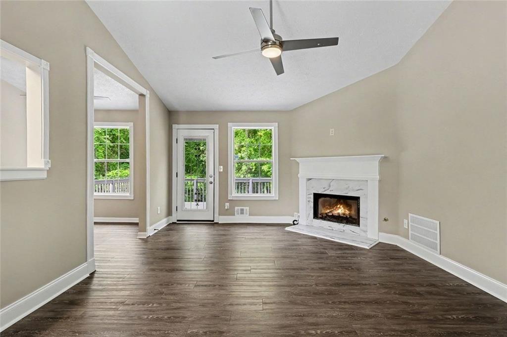 5687 Wellborn Oaks Court