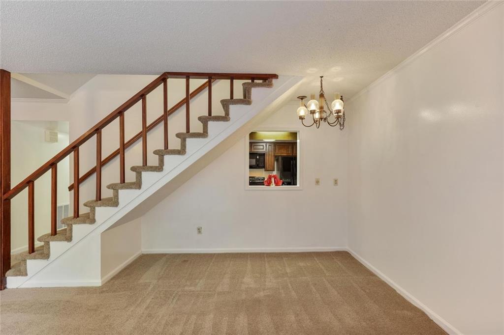 6 NW Fairway Drive NW