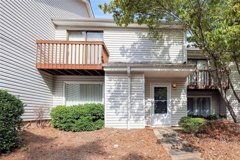 6 NW Fairway Drive NW Kennesaw GA 30144