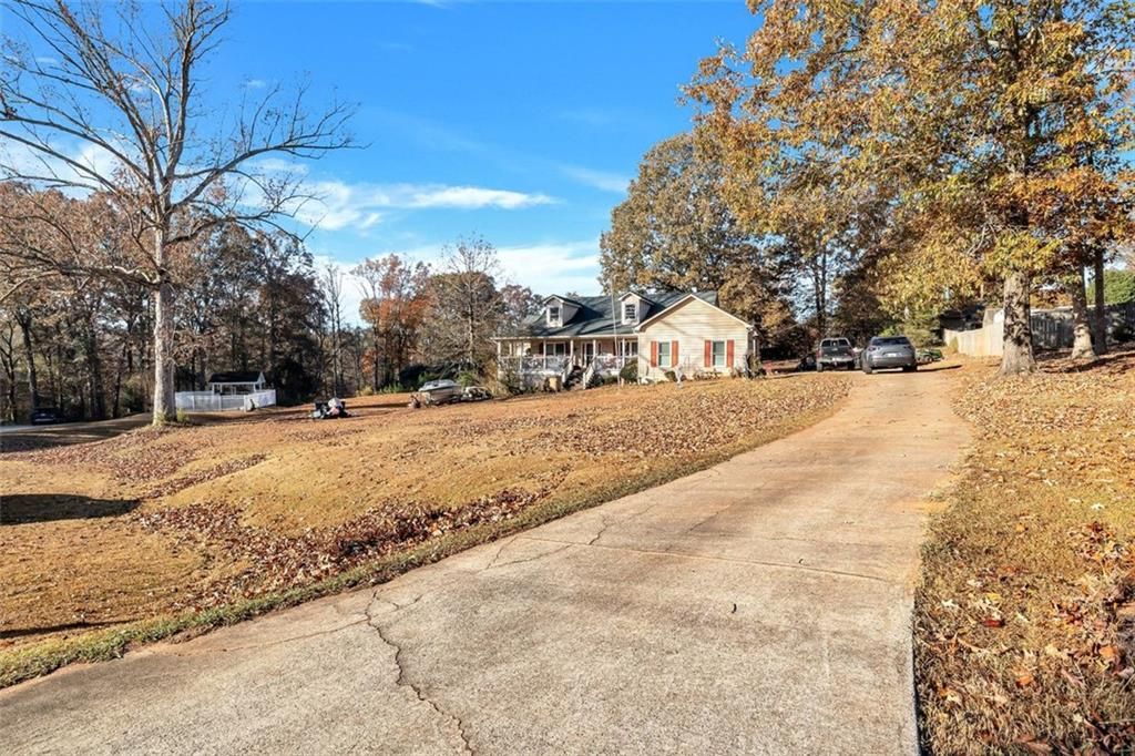 Photo of 245 MOSELEY CROSSING Drive, Stockbridge, GA 30281 (MLS # 7685155)