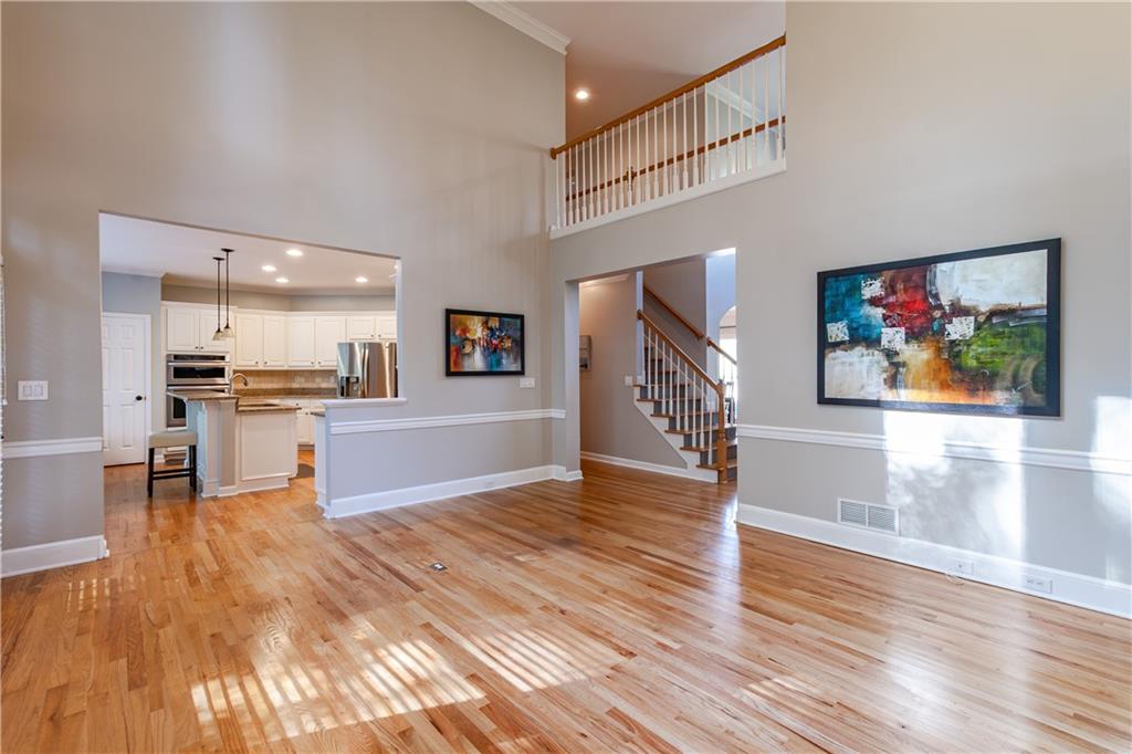 WELLESLEY UNIT V-A - Residential Lease