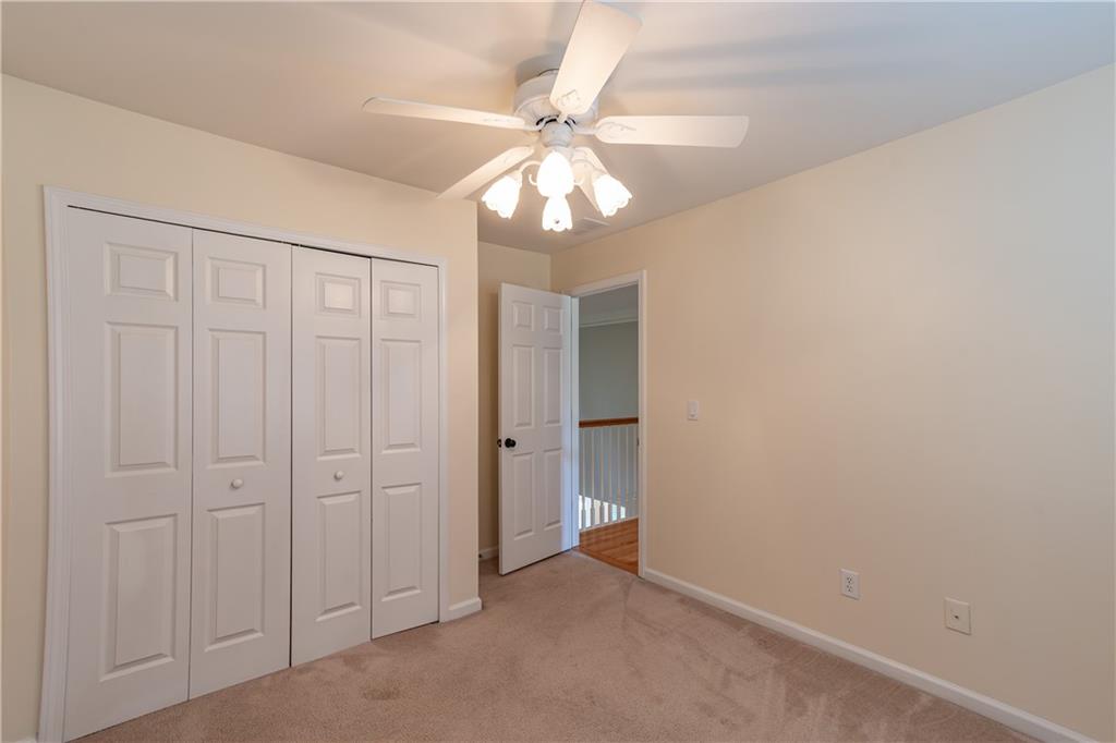 WELLESLEY UNIT V-A - Residential Lease