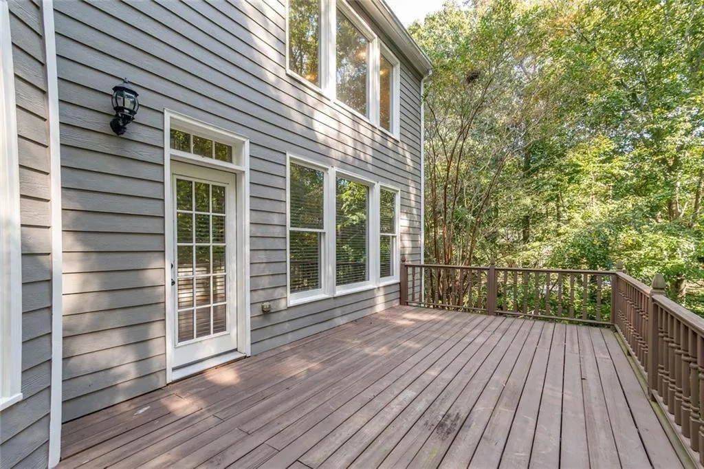 Woodstock, Georgia 30189, United States, 6 Bedrooms Bedrooms, ,4 BathroomsBathrooms,Residential,Active,230636