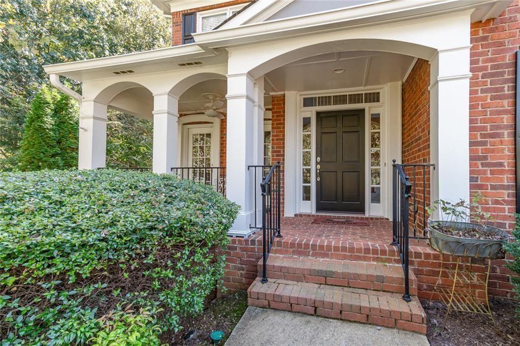 WELLESLEY UNIT V-A - Residential Lease