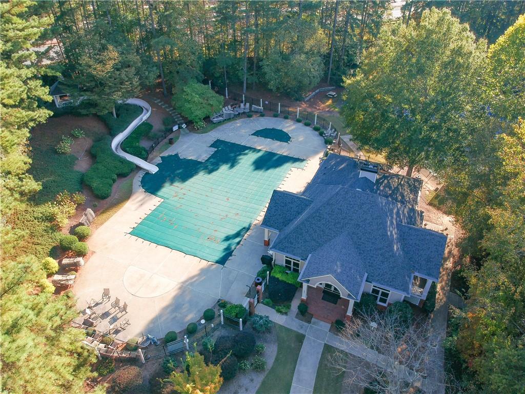 WELLESLEY UNIT V-A - Residential Lease