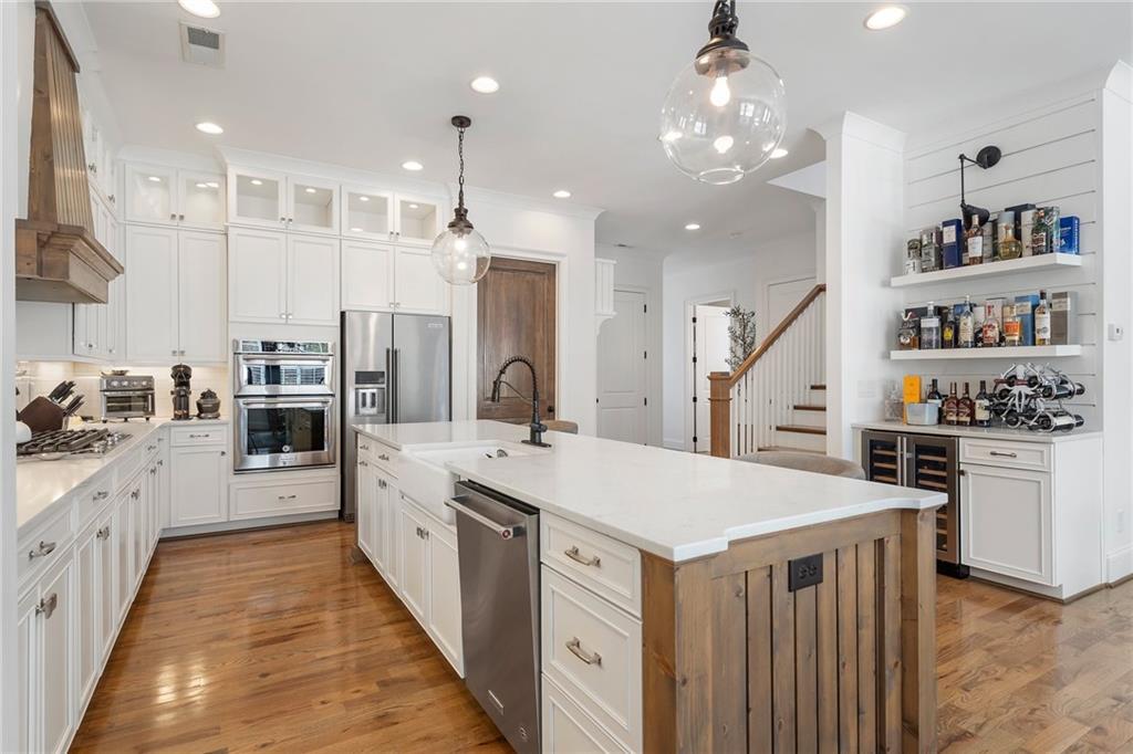 Mountain Walk - Residential Lease