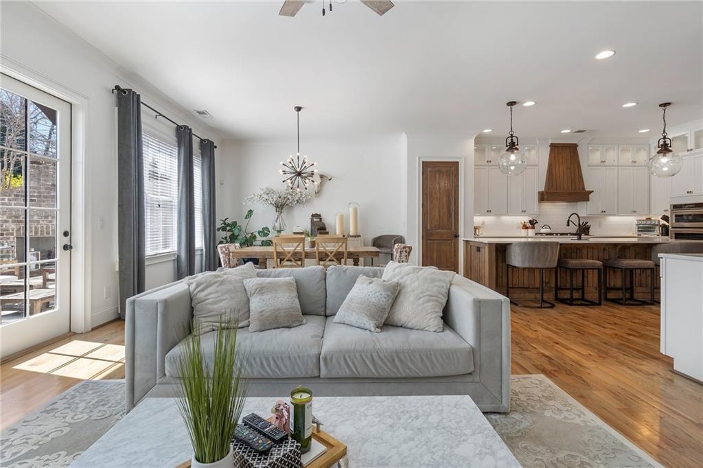 Mountain Walk - Residential Lease