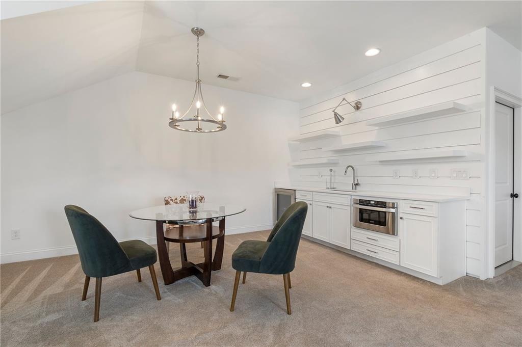 Mountain Walk - Residential Lease