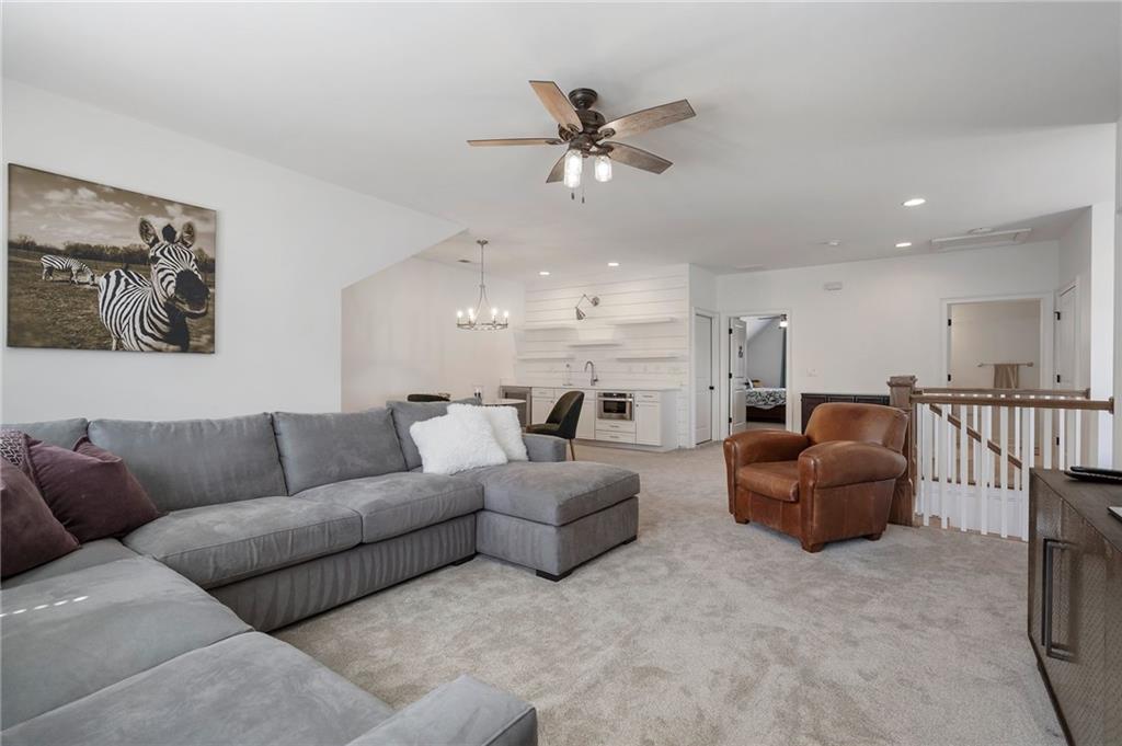 Mountain Walk - Residential Lease