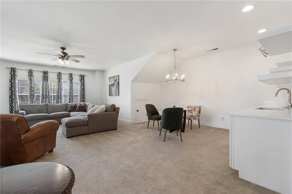 Mountain Walk - Residential Lease