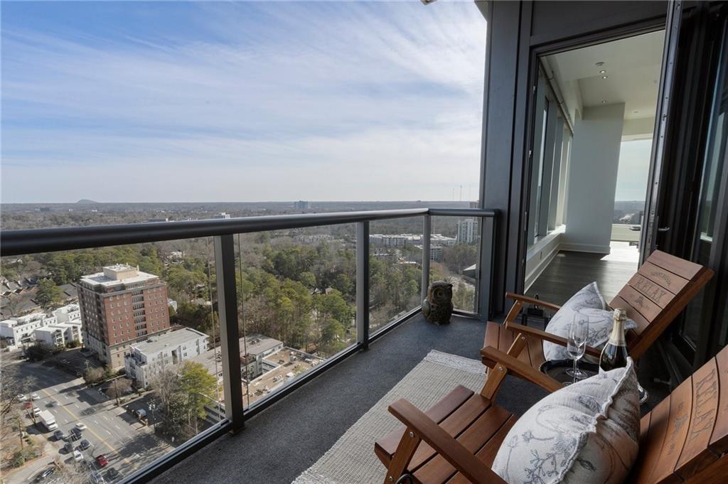 3630 Peachtree Road #2104, Atlanta, Georgia image 17