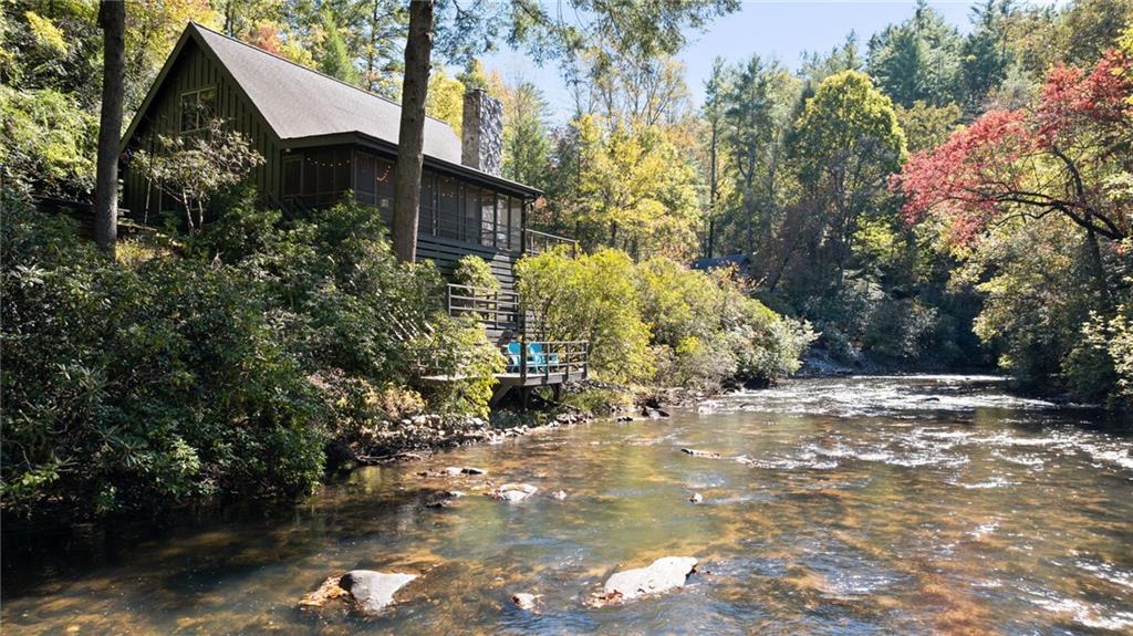 1062 River Bend Road