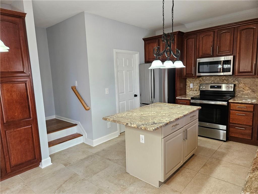 Madison Woods - Residential Lease
