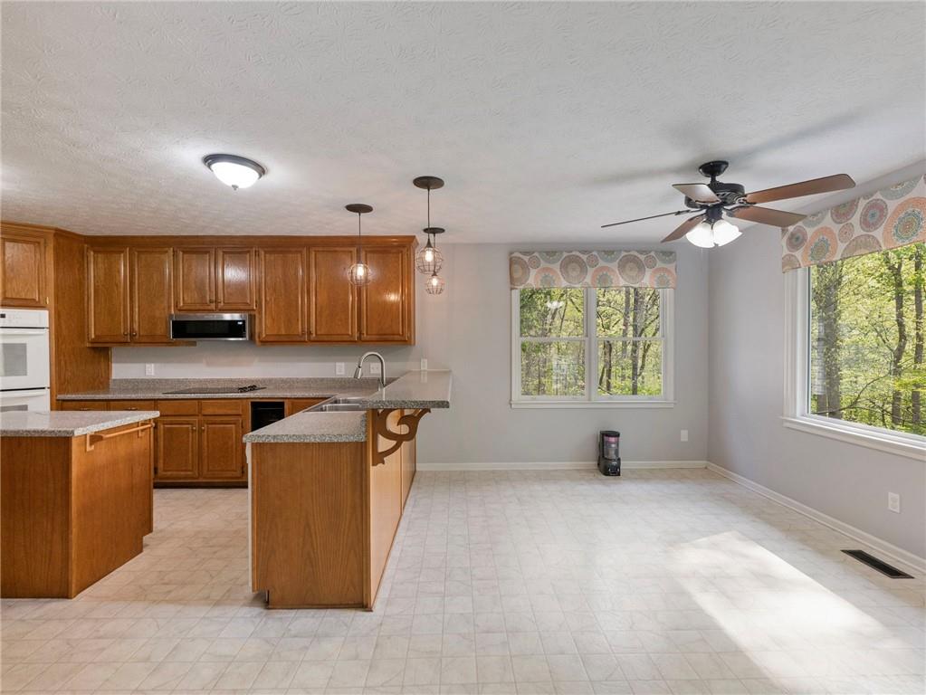 2982 Rivercrest Drive