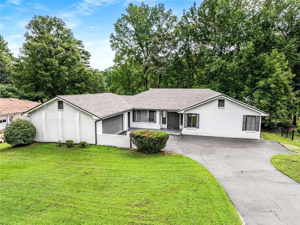 234 Shadow Lake Drive SW