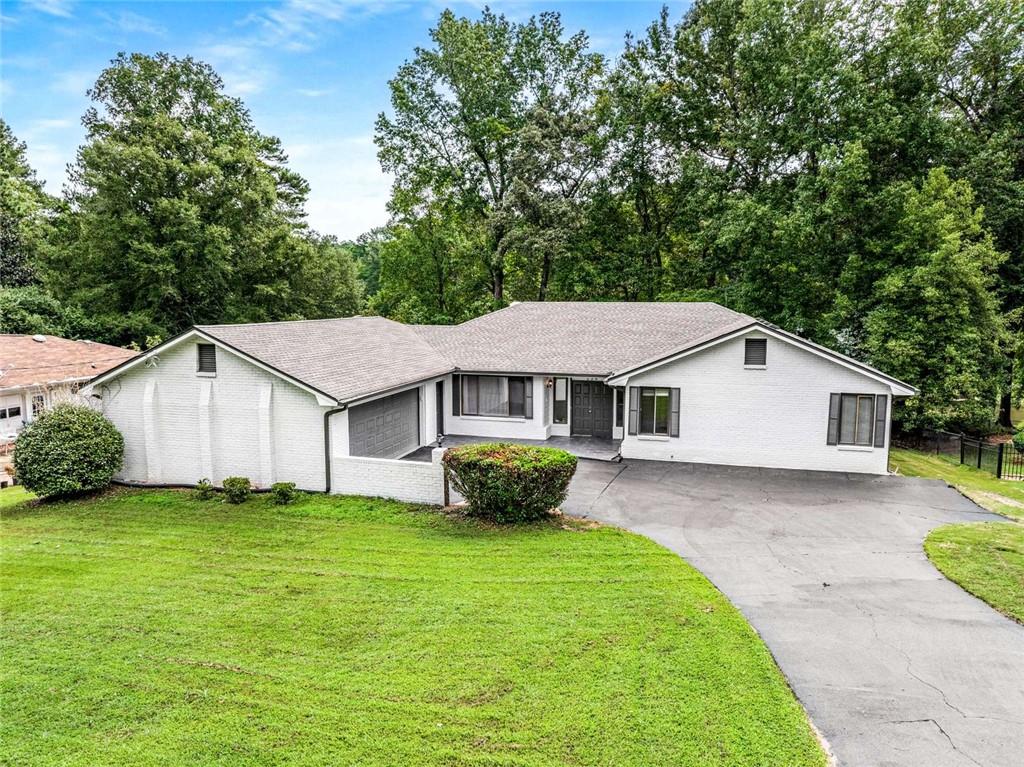 234 Shadow Lake Drive SW