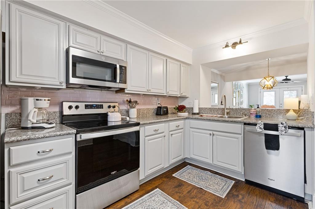 1206 Druid Knoll Drive NE