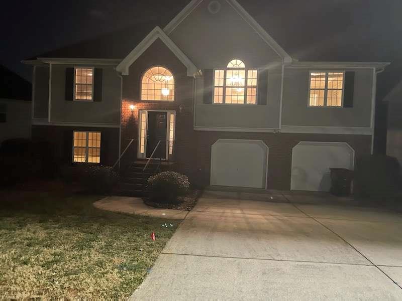2718 Trellis Oaks Drive