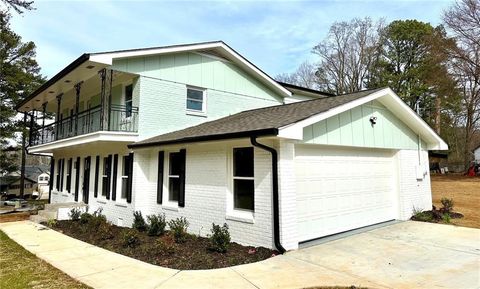 356 Greenwood Drive NW Lilburn GA 30047