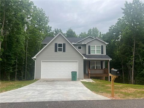 A home in Mount Airy