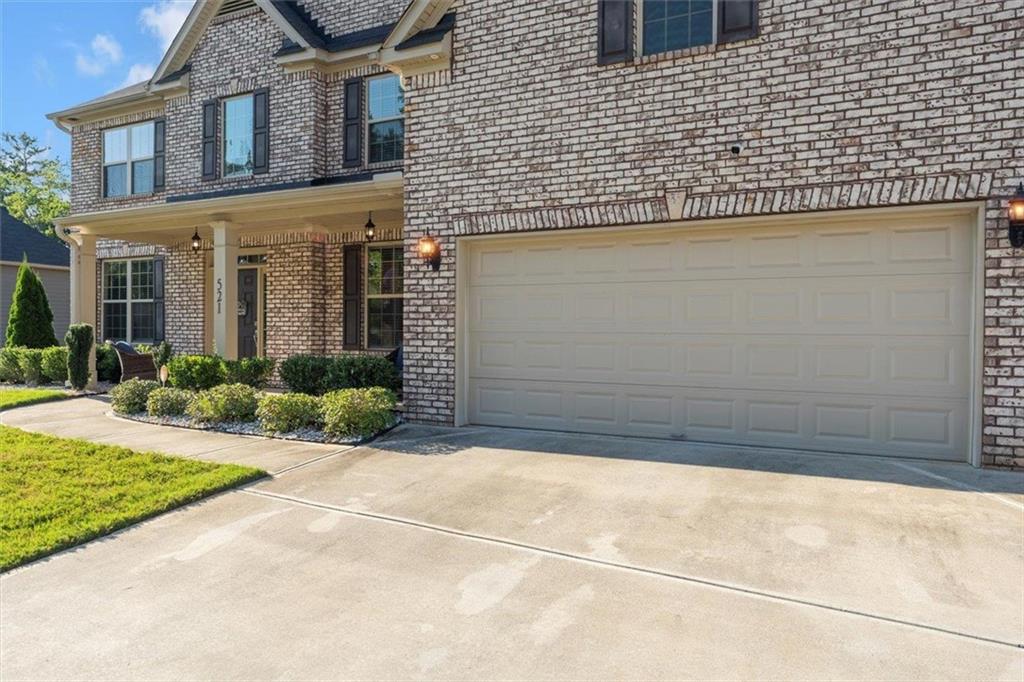 521 Noblewood Drive