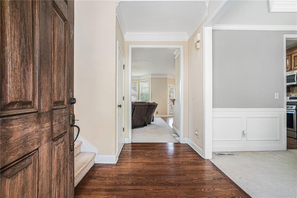 1057 Cotton Oak Drive, Lawrenceville, Georgia image 4