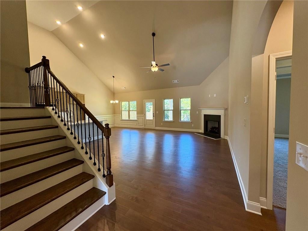 1036 Lakeview Oaks Court