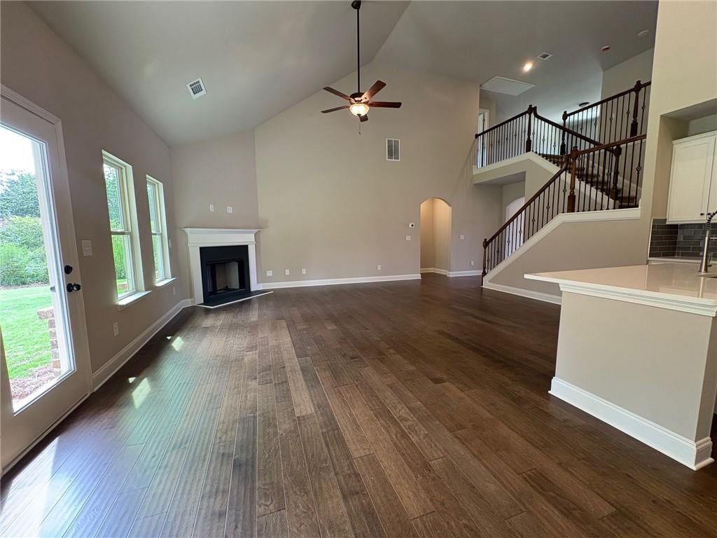 1036 Lakeview Oaks Court